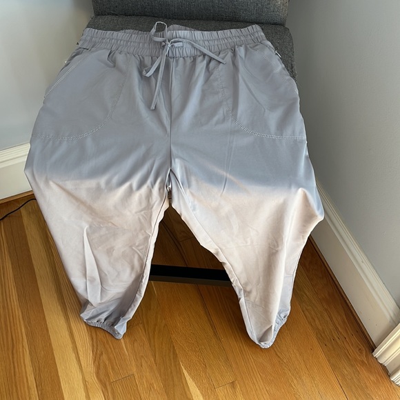 Zac and Rachel gray joggers size S - Picture 6 of 8